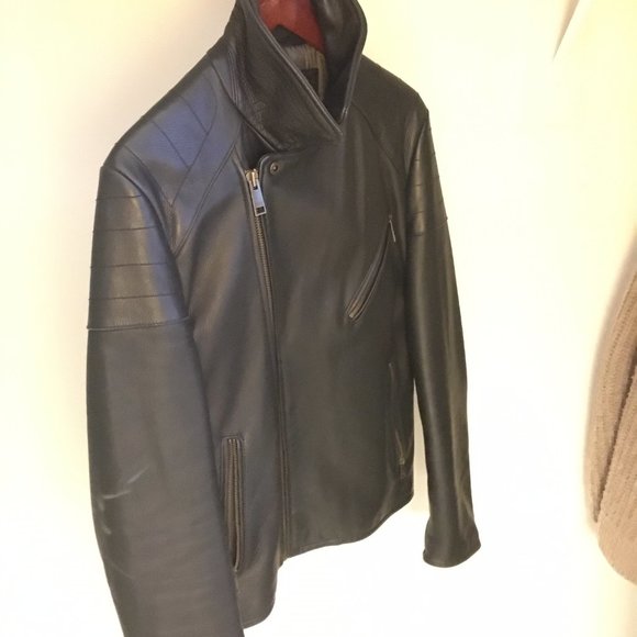 SOLD - Picture 3 of 11